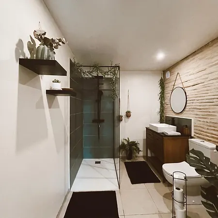 Escapade Boheme アパート