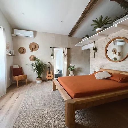 Escapade Boheme ベルジュラック